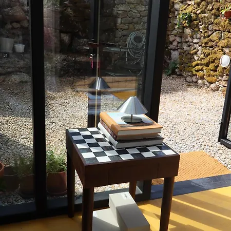 Fugahouse - Art, Nature & *